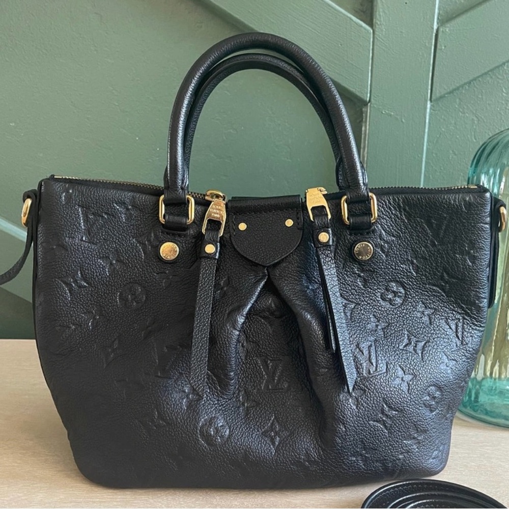 Like New  Louis Vuitton Mazarine MM Empreinte Monogram Crossbody Tote bag